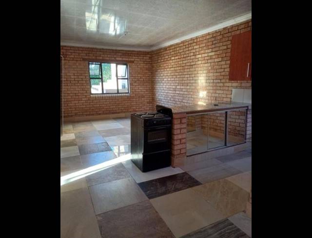 2 BEDROOM PROPERTY TO RENT IN BELLAIR